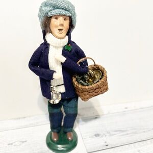 Byers' Choice The Carolers Candlestick Maker Collectible Doll